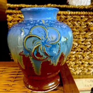 Vintage Japan Pottery‎ Vase Blue and Brown Glazed Raku Ware 5in. Glossy Hibiscus